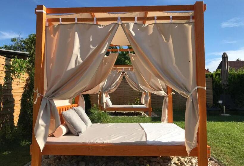 ベッドアンドブレックファースト Villa Aruba & Private Spa Suites