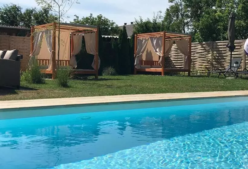 ベッドアンドブレックファースト Villa Aruba & Private Spa Suites