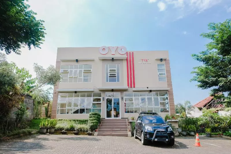 ホテル Tya Family Guest House Syariah