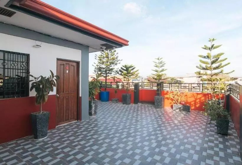 ホテル Reddoorz @ Dbuilders Rooms Ph2 Taguig