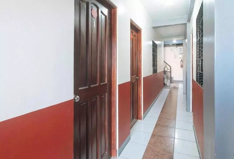 ホテル Reddoorz @ Dbuilders Rooms Ph2 Taguig