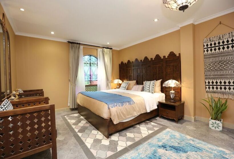 Aquarizon Boutique Hostel & City Bar