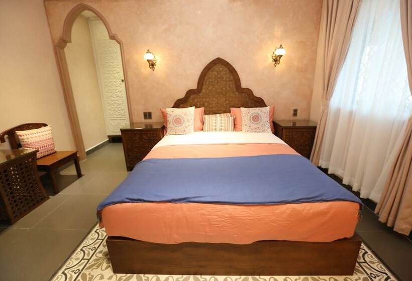 Aquarizon Boutique Hostel & City Bar