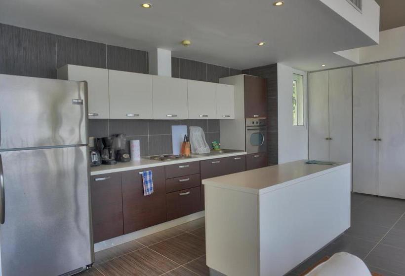 Bluebay Vacation Rentals At Vista Mare