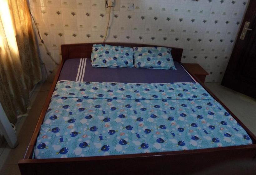 هتل Kats Star Guest House