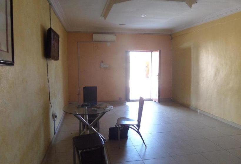 هتل Kats Star Guest House