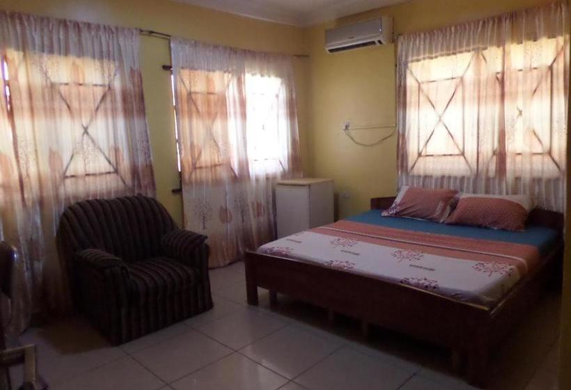 هتل Kats Star Guest House