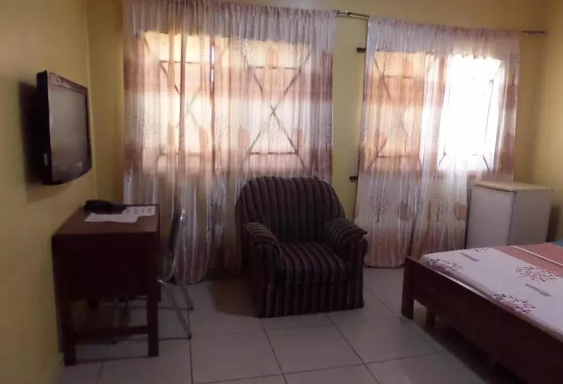 هتل Kats Star Guest House