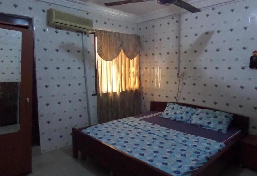 هتل Kats Star Guest House