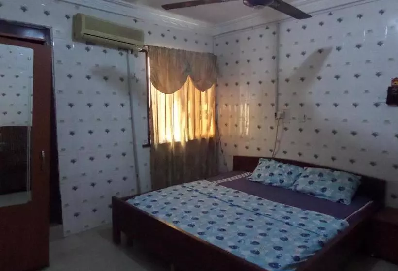 هتل Kats Star Guest House