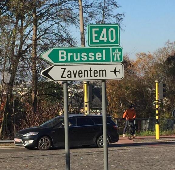 ペンション Fantasia A Spacious Beautiful Apartment & Affordable