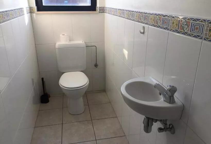 ペンション Fantasia A Spacious Beautiful Apartment & Affordable