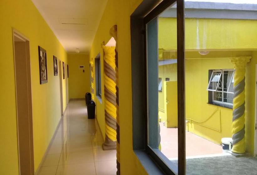 پانسیون Mbare Guest House