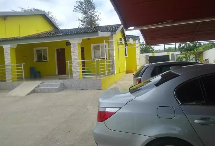 پانسیون Mbare Guest House