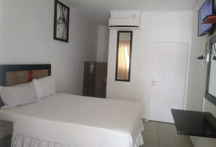 پانسیون Mbare Guest House