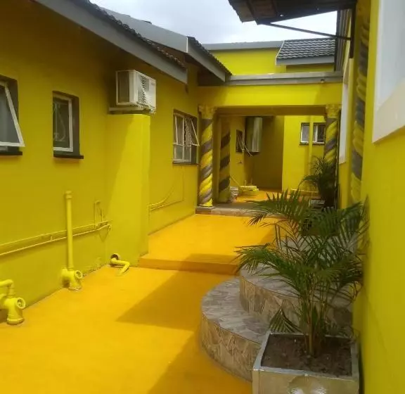 پانسیون Mbare Guest House