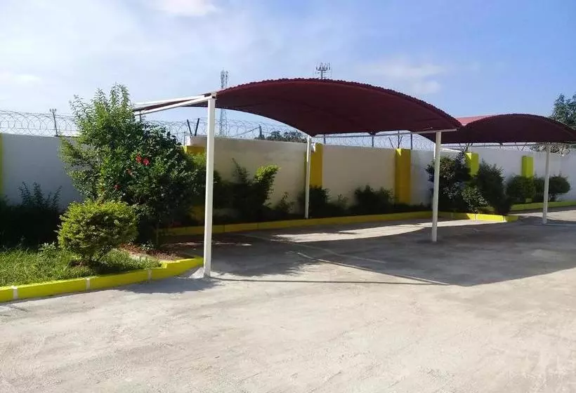 پانسیون Mbare Guest House