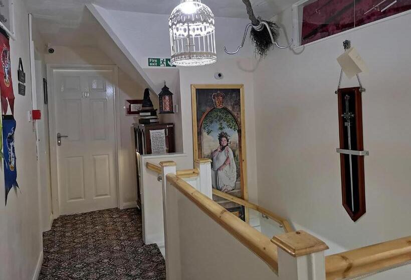 פנסיון The Rufford