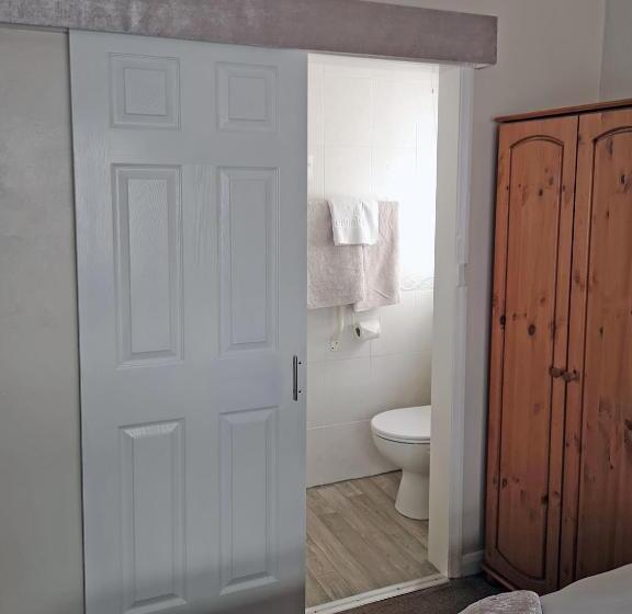 פנסיון The Rufford