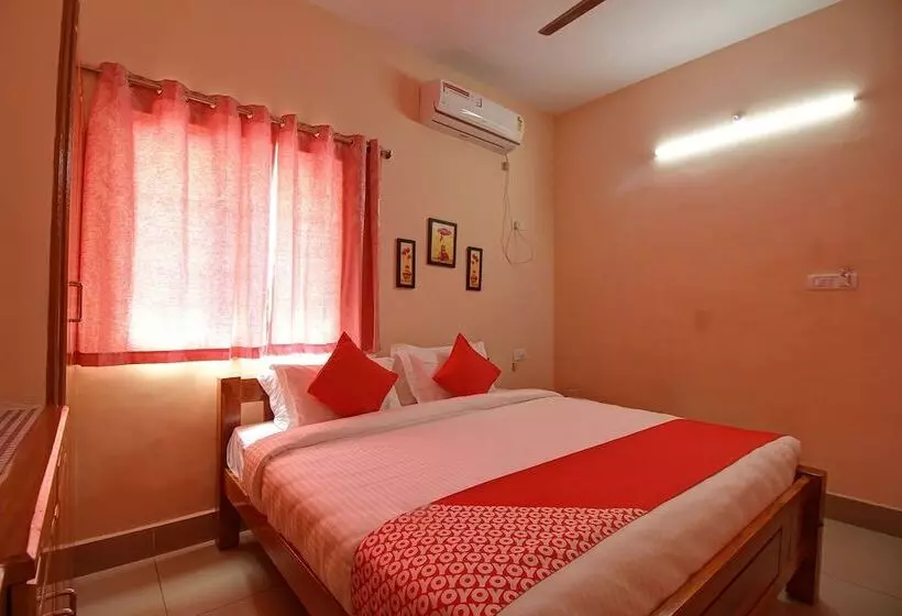 ホテル Oyo 19110 Annapoorna Residency