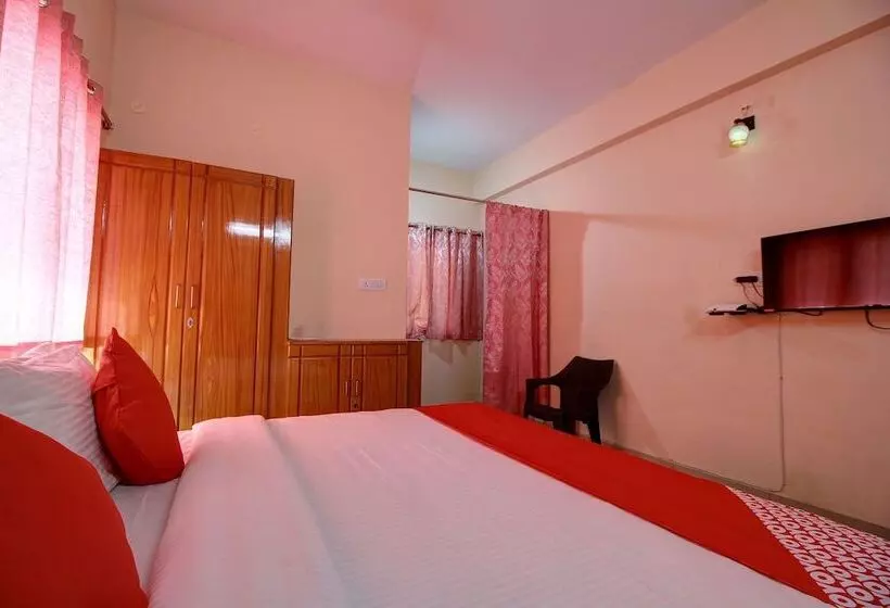 ホテル Oyo 19110 Annapoorna Residency