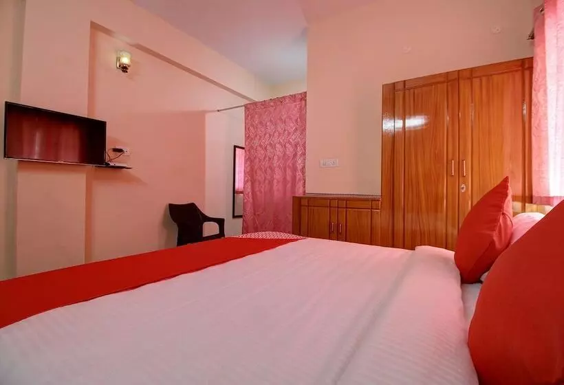 ホテル Oyo 19110 Annapoorna Residency