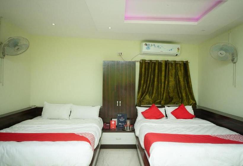 Hotel Oyo 27032 Sri Kumaran Residency