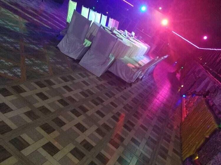 בית מלון כפרי The Park Presidency