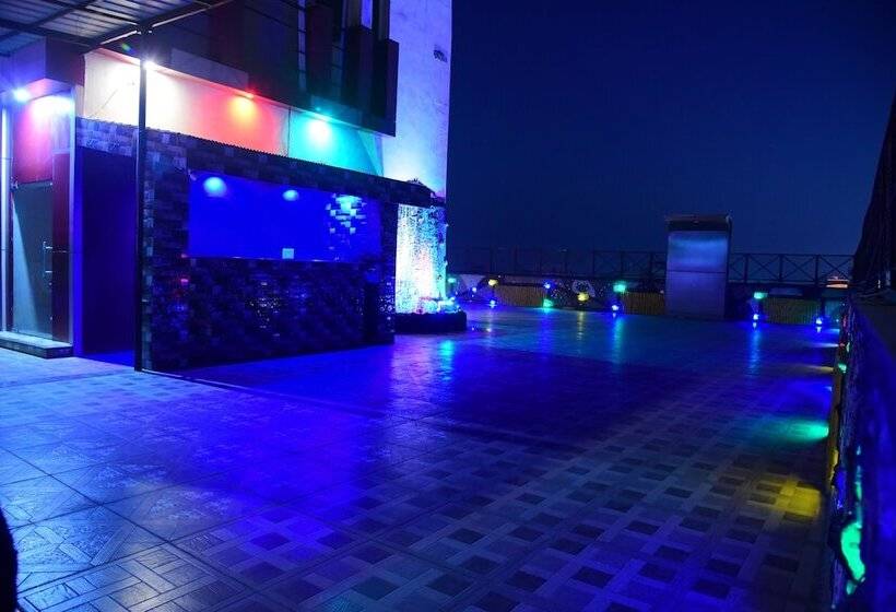 בית מלון כפרי The Park Presidency