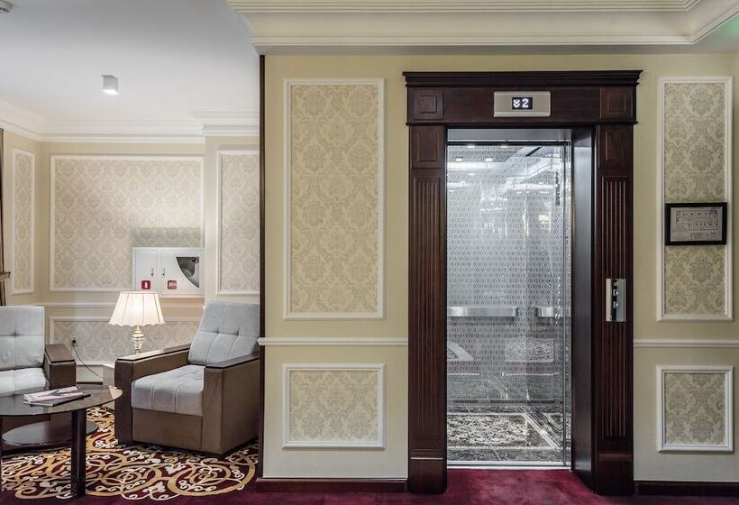 The Royal Mezbon Hotel & Spa