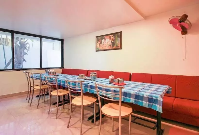 Oyo 22999 Hotel Kandil