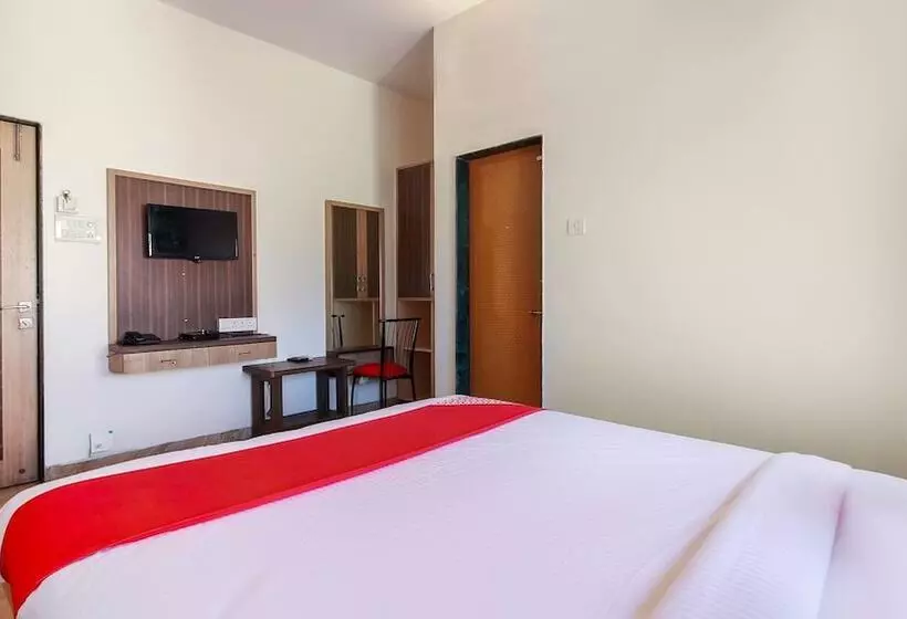 Oyo 22999 Hotel Kandil