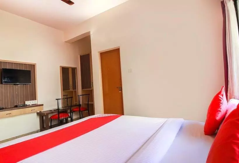 Oyo 22999 Hotel Kandil