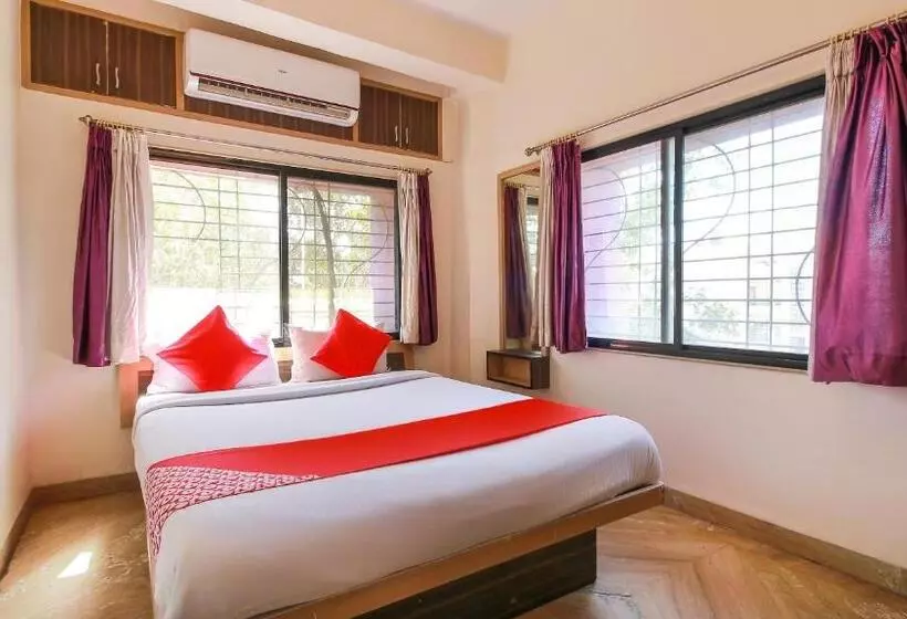 Oyo 22999 Hotel Kandil