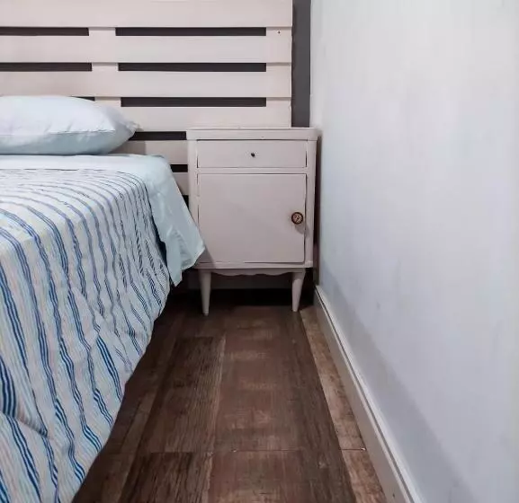 ホテル Hospedaje Nuna   Playa Huanchaco