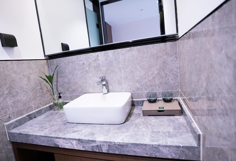 Hotell Ibis Styles Nanchang Xiaolan Industrial Park