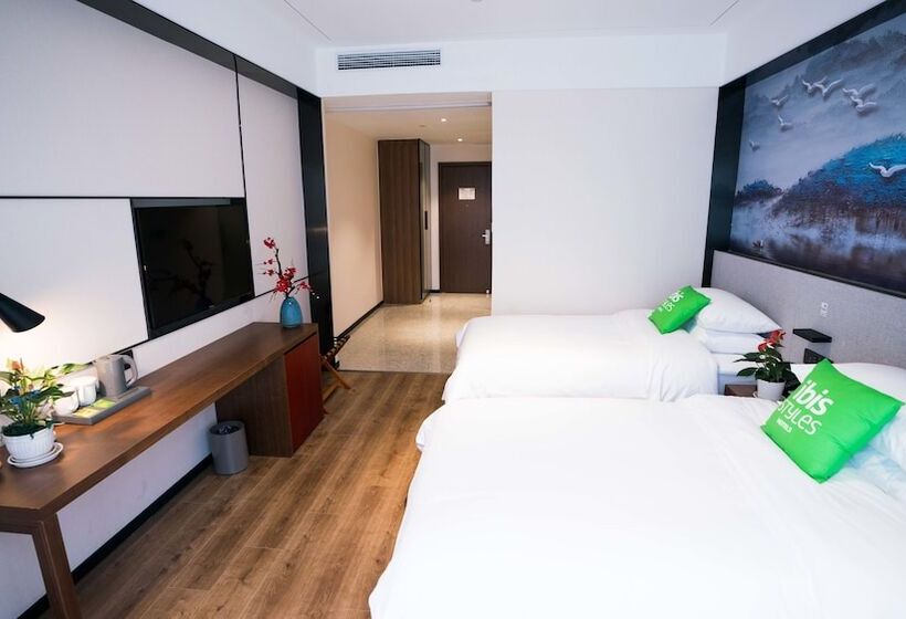 Hotell Ibis Styles Nanchang Xiaolan Industrial Park