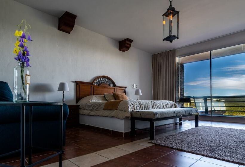 فندق Molinillos Mountain Resort