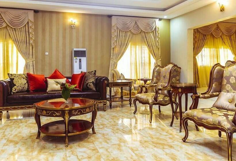 Royal Spring Palm Hotel & Apartment