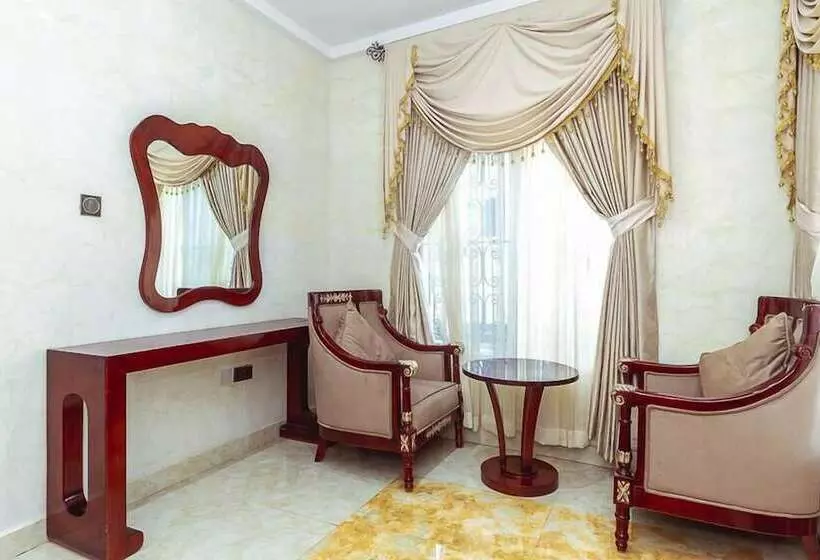 Royal Spring Palm Hotel & Apartment