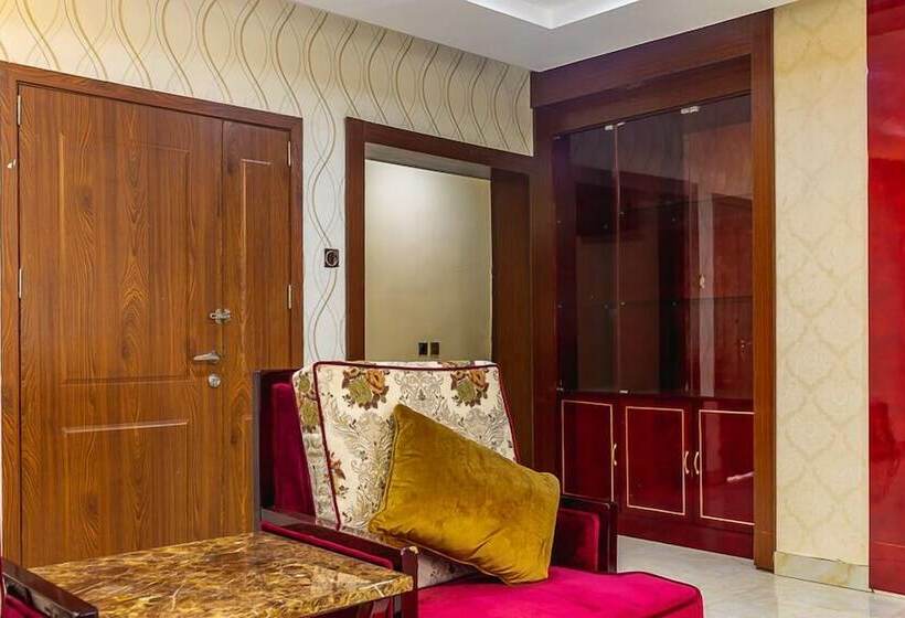 Royal Spring Palm Hotel & Apartment