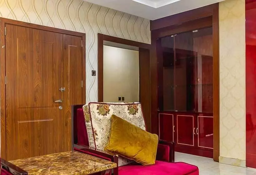 Royal Spring Palm Hotel & Apartment