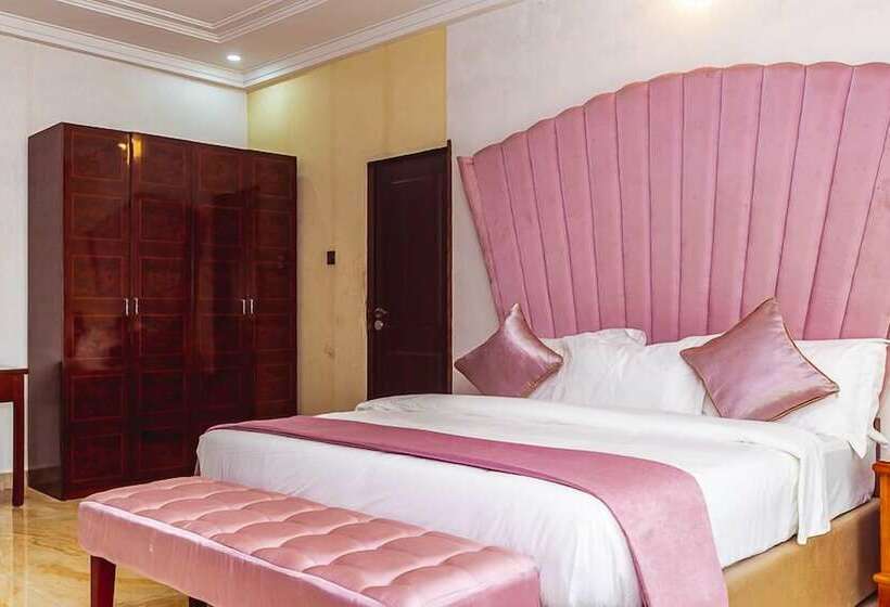 Royal Spring Palm Hotel & Apartment