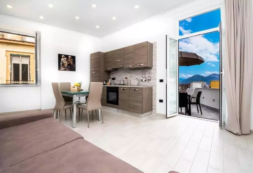 Palazzo Settembrini 49