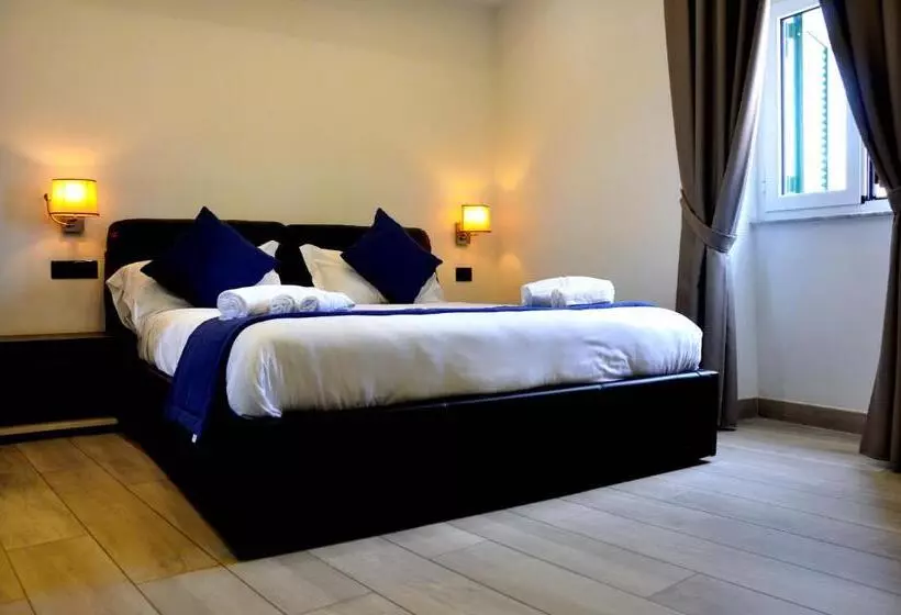 Palazzo Settembrini 49