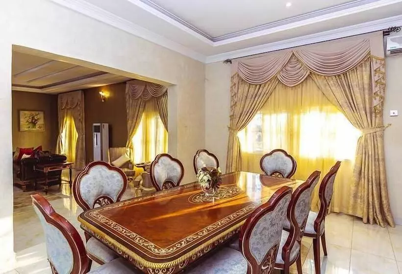 Royal Spring Palm Hotel & Apartment