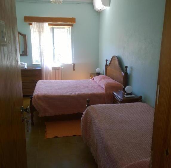 هاستل Monte Estrela