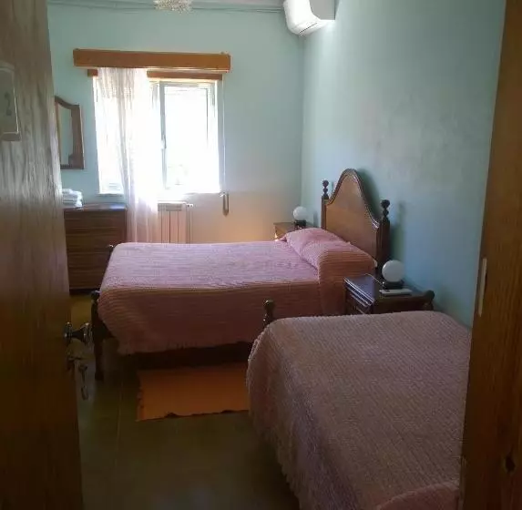 Retkeilymaja Monte Estrela