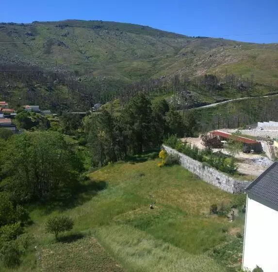 Retkeilymaja Monte Estrela