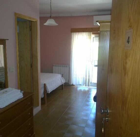 هاستل Monte Estrela